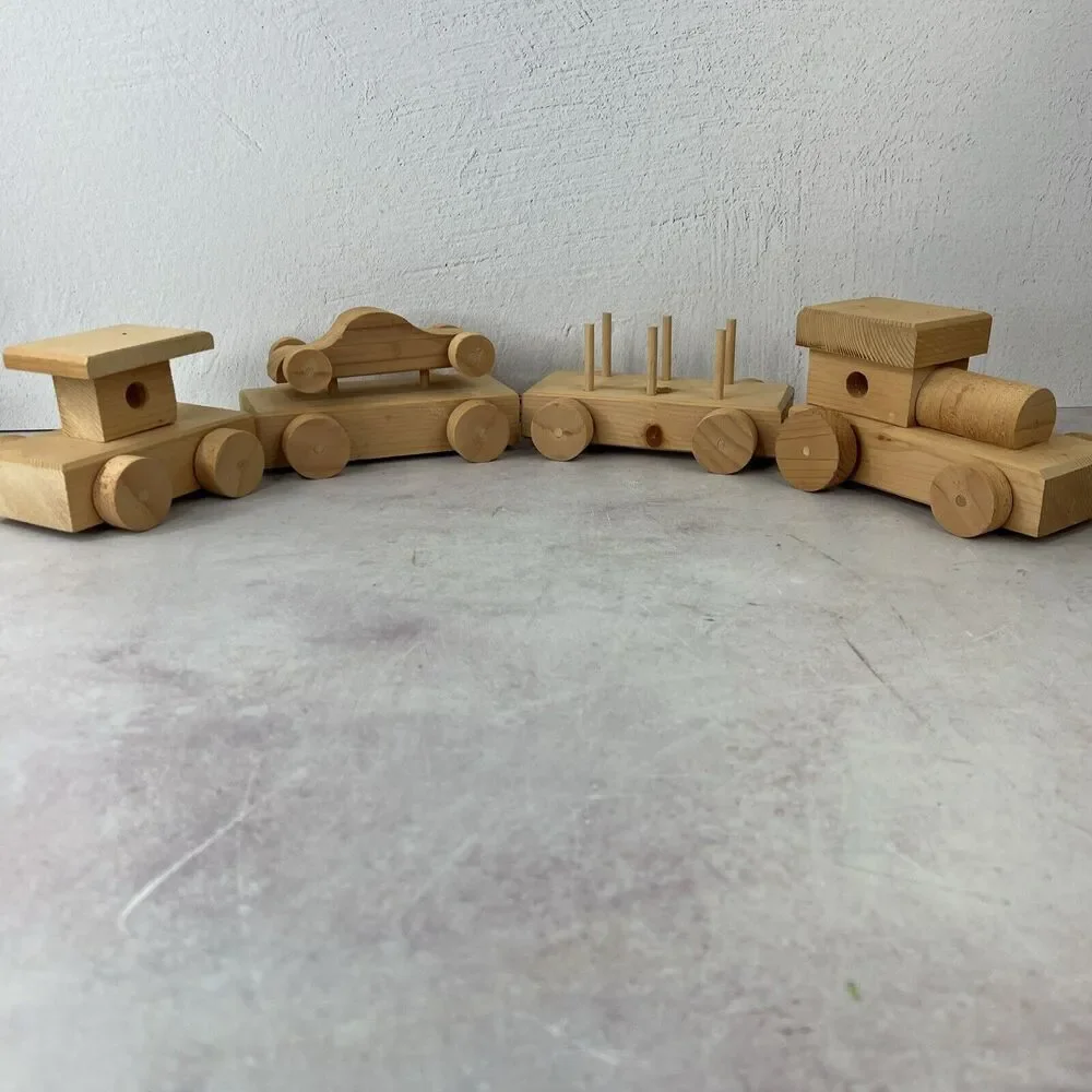 4 Piece‎ Handmade Wooden Train Set Kids Toy Locomotive with Rail Cars & Caboose